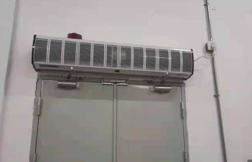 冷庫門口的風(fēng)幕機(jī)起什么作用