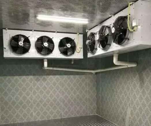 冷庫保溫噴涂好還是保溫板好